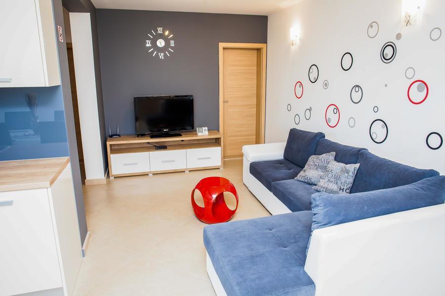 Apartmani Petricevic Supetar Εξωτερικό φωτογραφία